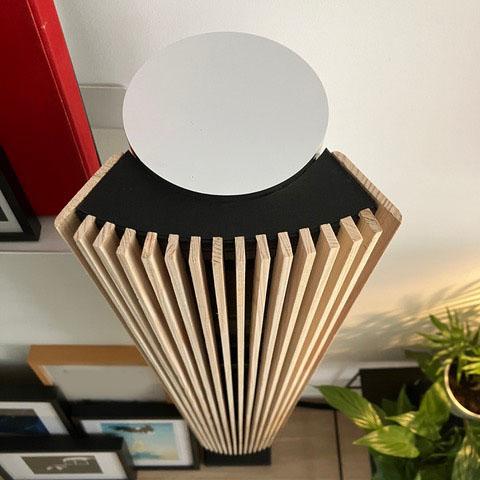 BeoLab 8000 - Klips til front av treverk